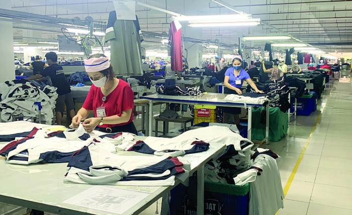 Nhu cầu nhập khẩu quần áo nước ngoài tại Việt Nam hiện nay